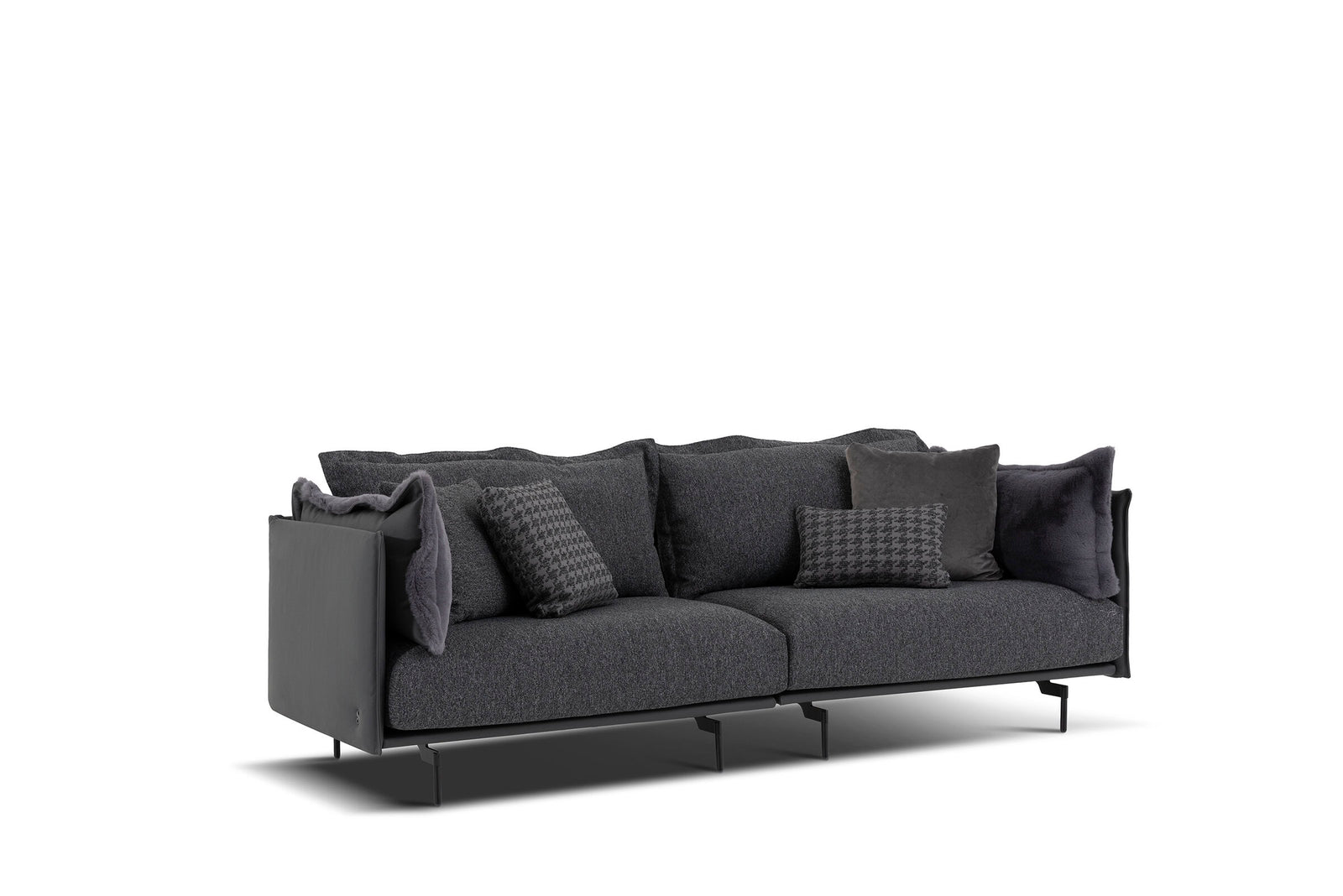 Morris Koltuk — Saloni Furniture