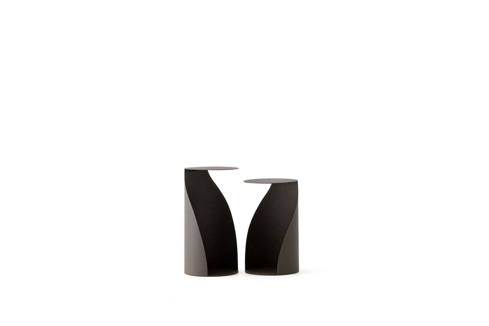 Pino Yan Sehpa — Saloni Furniture