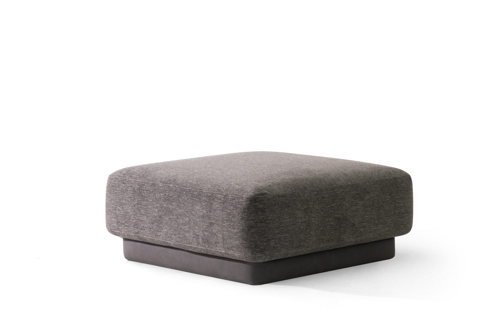 Samba Puf — Saloni Furniture