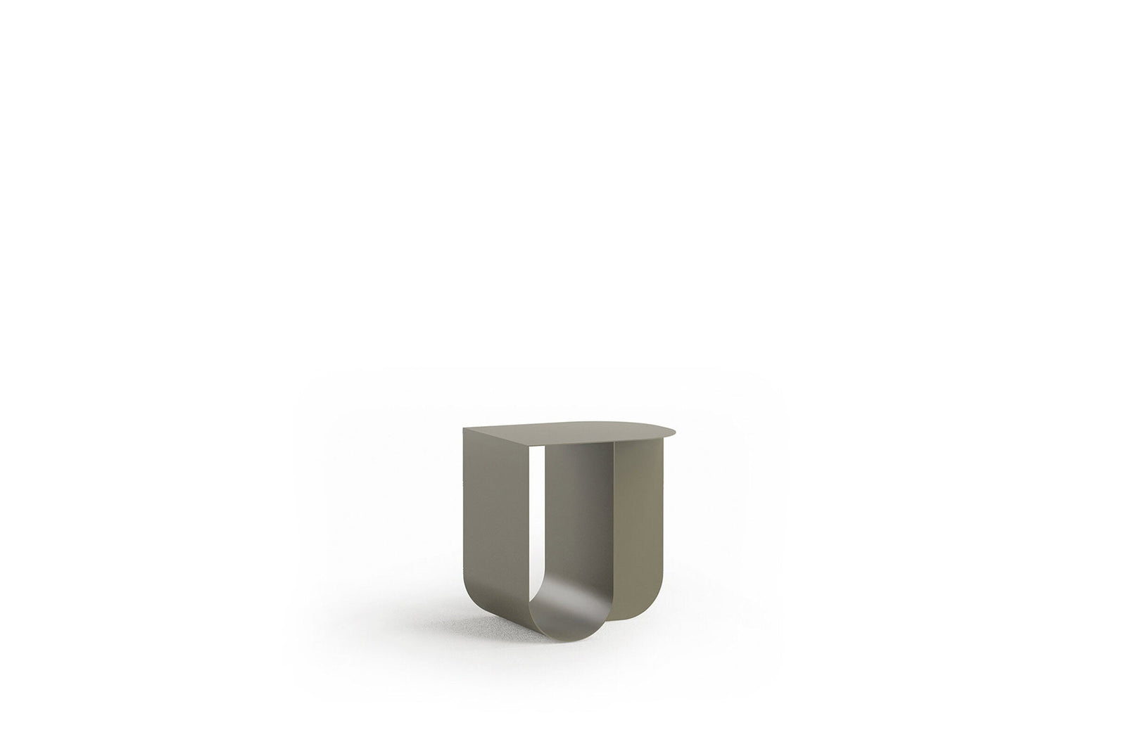 Shiny Komodin — Saloni Furniture